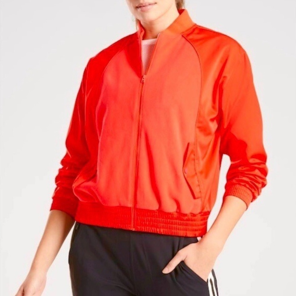 Athleta Zion Microfleece Full Zip Jacket medium Torch Red Relaxed Snap Pockets
